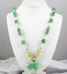 Vintage green aventurine gemstone elephant beaded necklace