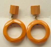 bakelite hoop earrings