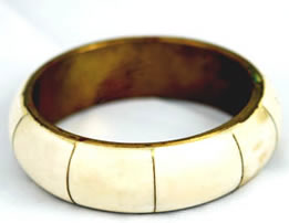 VIntage bone and brass bangle bracelet