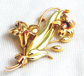 Vintage Carl Art 10KT Gold Floral Brooch