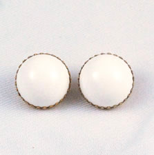 Vintage Castlecliff White Clip On Earrings