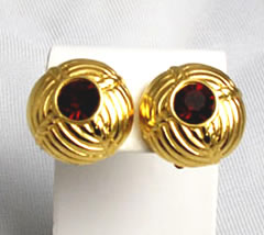 Vintage Ciner Red Crystal Clip On earrings