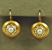 Vintage gold and rhinestone earrings