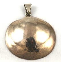 Taxco shell pendant